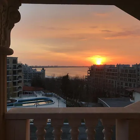Apartman Stylish Sea View 3 Min To Balcony & Comfort